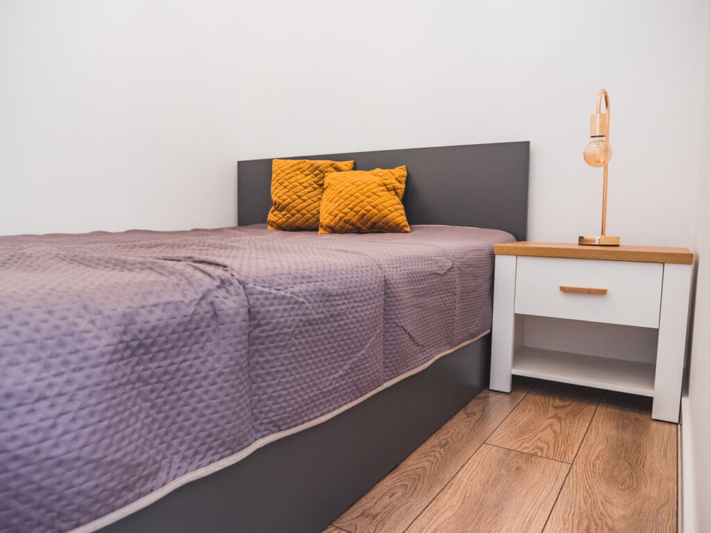 B_T_bez_stopki_13_Easy-Resize.com (1)