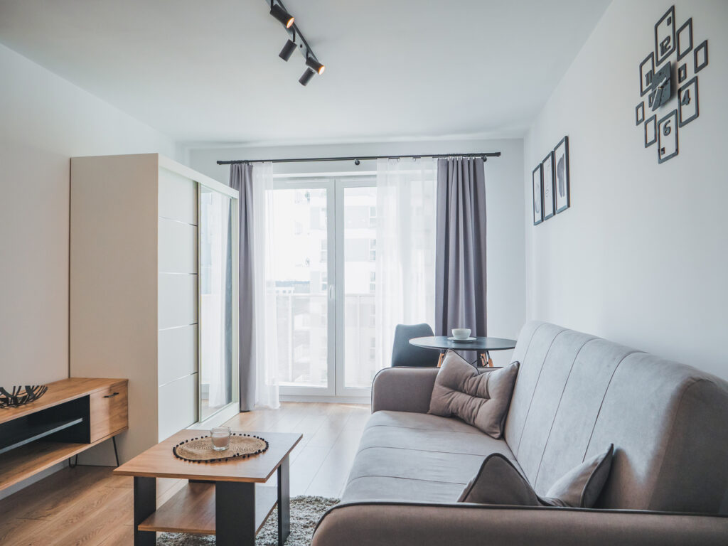 B_T_bez_stopki_16_Easy-Resize.com